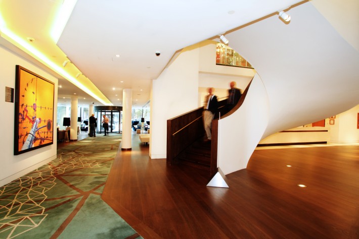 DoubleTree_W_Foyer2